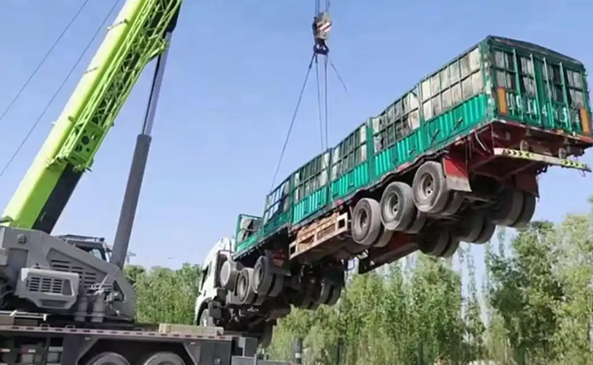沙区道路脱困救援案例